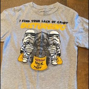 Worn once STAR WARS HALLOWEEN T-SHIRT KIDS SIZE LARGE